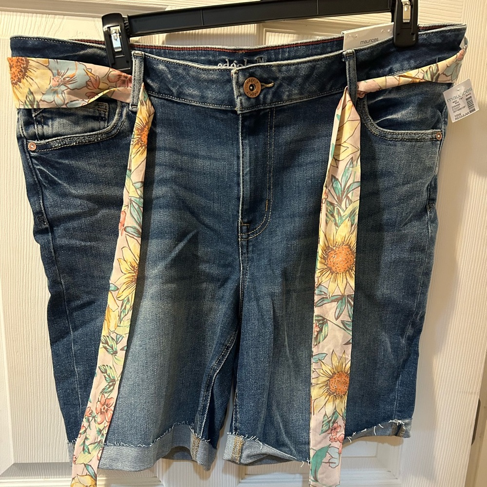 Edgely by Maurice’s Blue Denim Bermuda Shorts 18W 8 Inch Inseam Mid Rise NWT